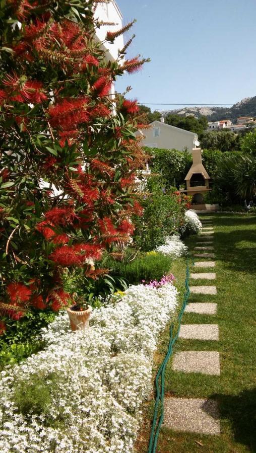 Apartman Katica Banjol Exterior foto