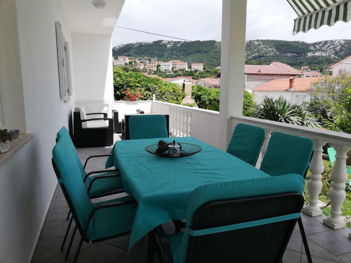 Apartman Katica Banjol Exterior foto